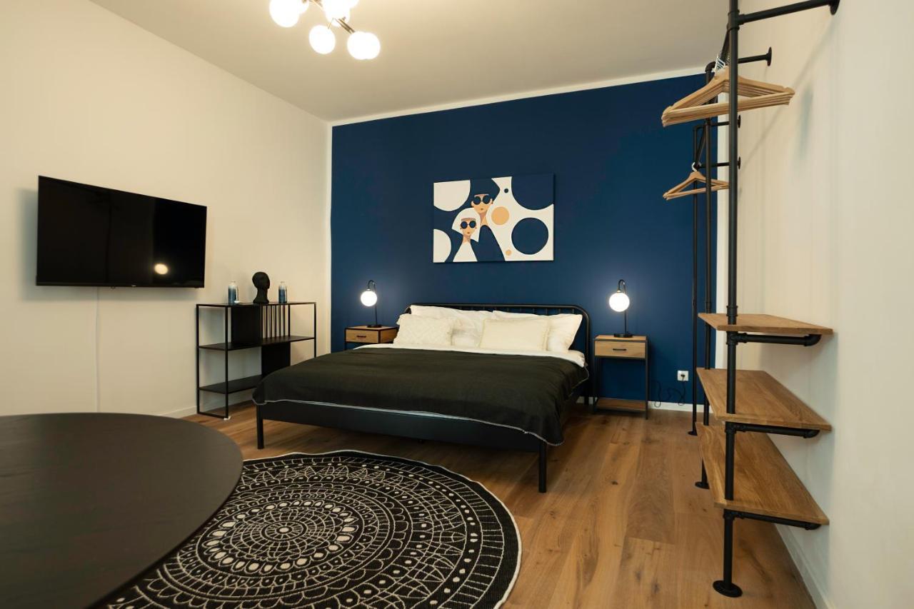 Modern With A Balcony Near Belvedere Appartement *