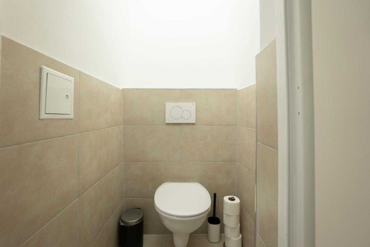 Appartement Modern With A Balcony Near Belvedere
